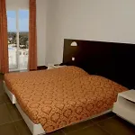 Blue Lagoon Ocean מלון 4*