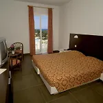 מלון Blue Lagoon Ocean 4*