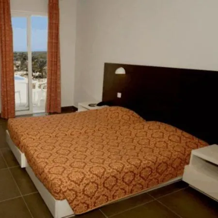 Blue Lagoon Ocean Hotel 4*