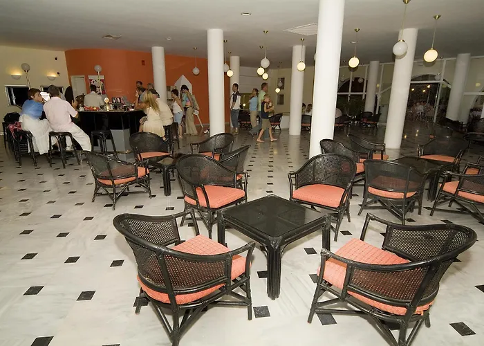 Blue Lagoon Ocean 4*